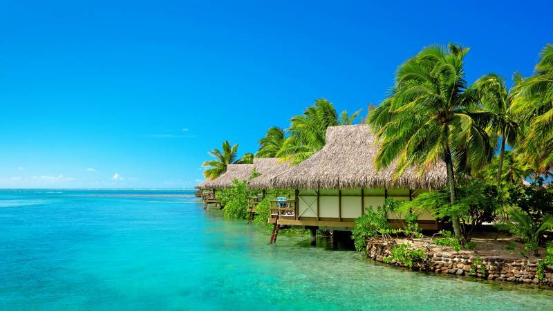Обои Домики у берега на Мальдивах