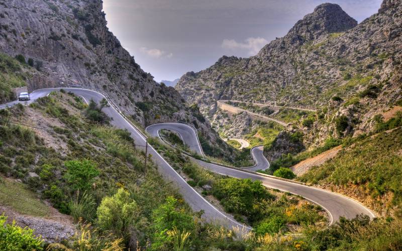 Обои эскорка calobra road