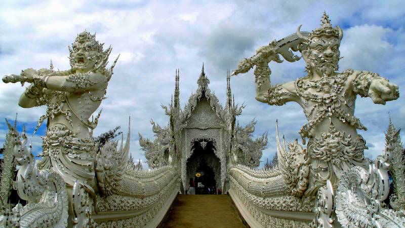 Обои white temple