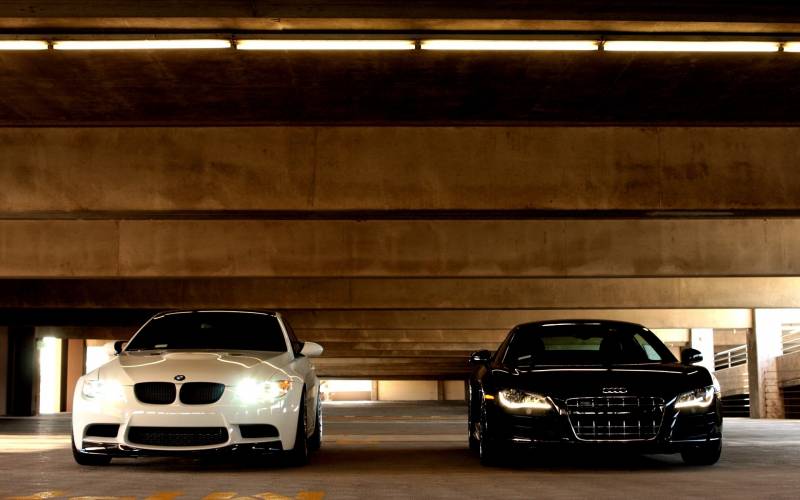 Обои audi r8 and bmw m3