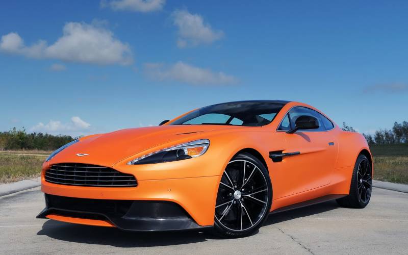 Обои aston martin Vanquish