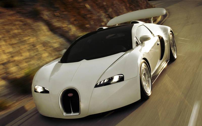 Обои White Bugatti Veyron