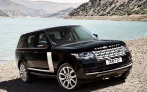 Новий черный Range Rover