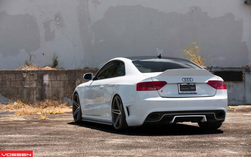 Обои audi rs5