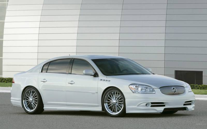 Обои Белая Buick Lucerne