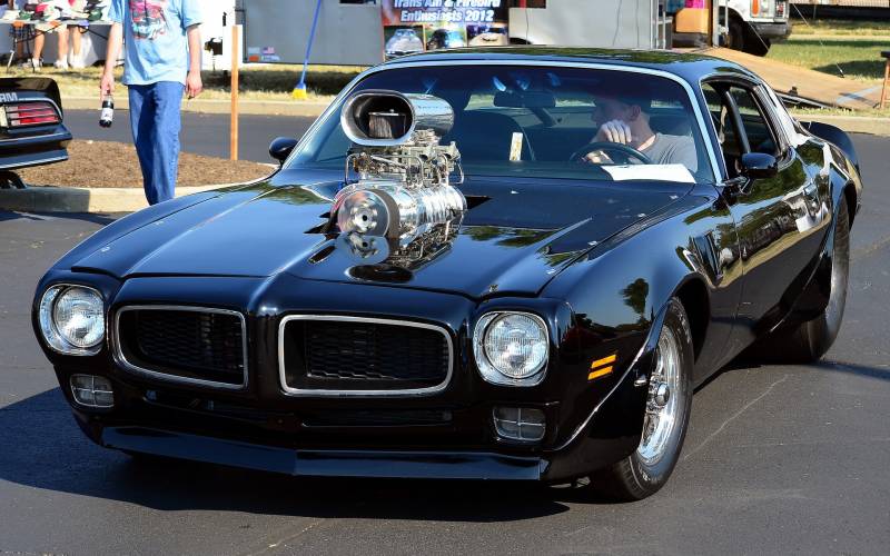 Обои pontiac firebird