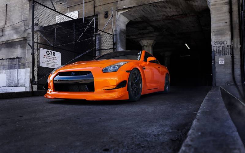Обои Nissan r35