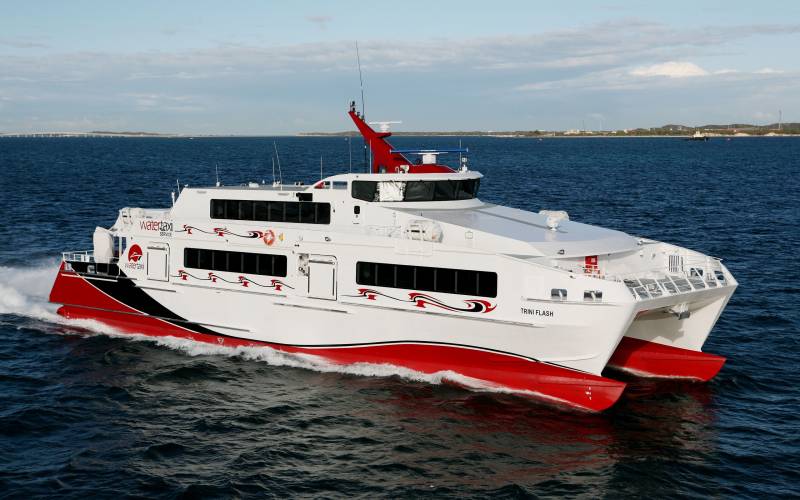 Обои water taxi